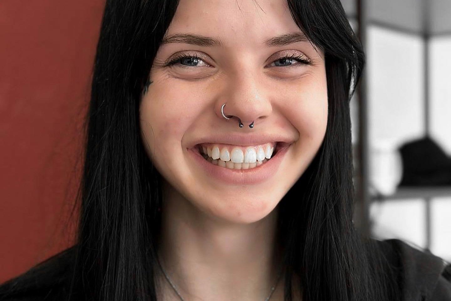 nose piercing pros and cons