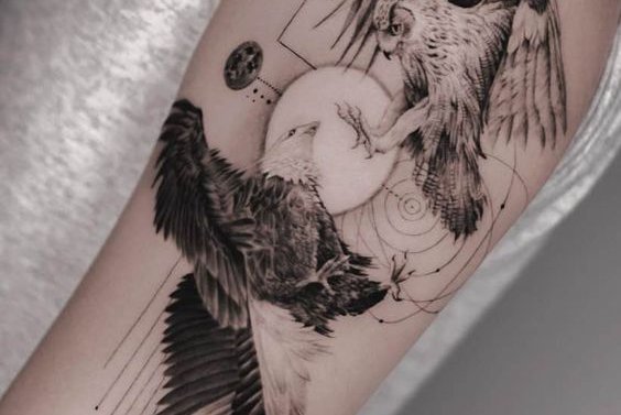 Ladies shoulder tattoo designs
