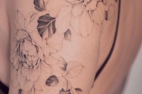 Ladies shoulder tattoo designs