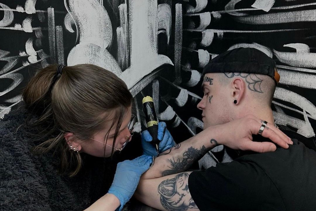 conor mcgregor tattoo back