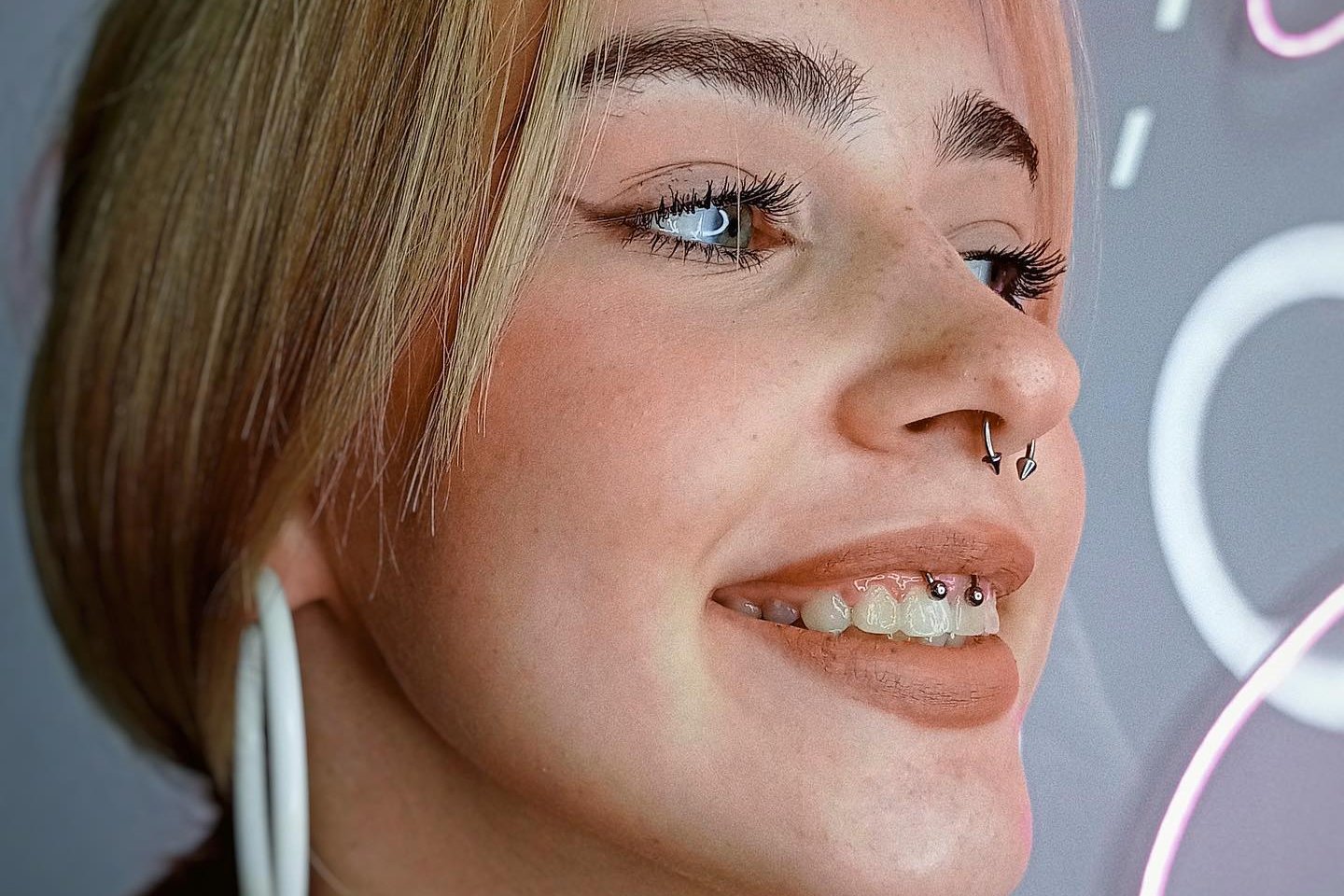 smiley piercing pros and cons