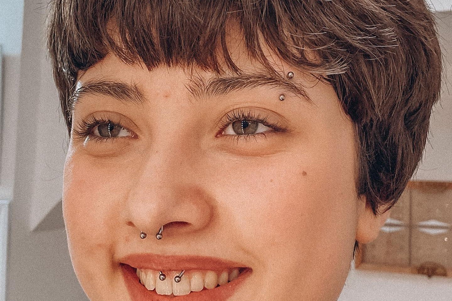 smiley piercing pros and cons