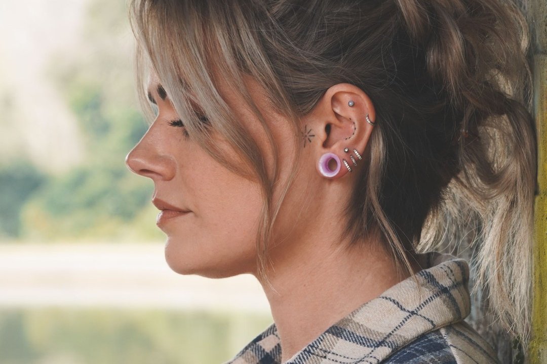 Ear tunnels