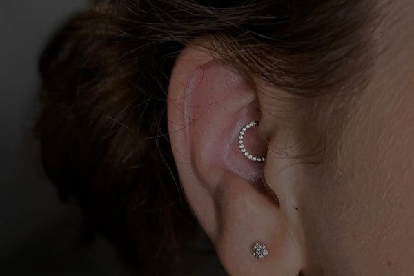 daith piercing pros and cons