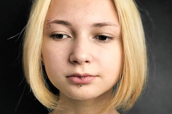 Eyebrow piercing