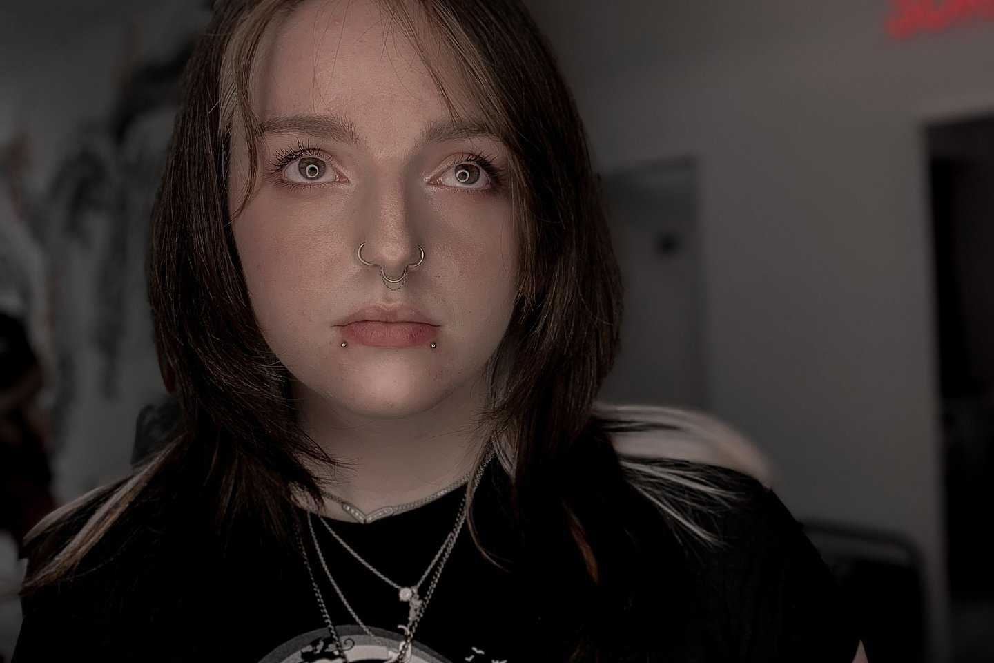 Face piercing