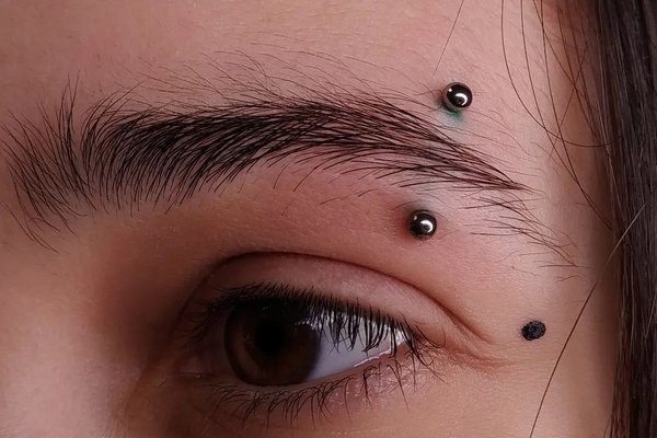 Eyebrow piercing