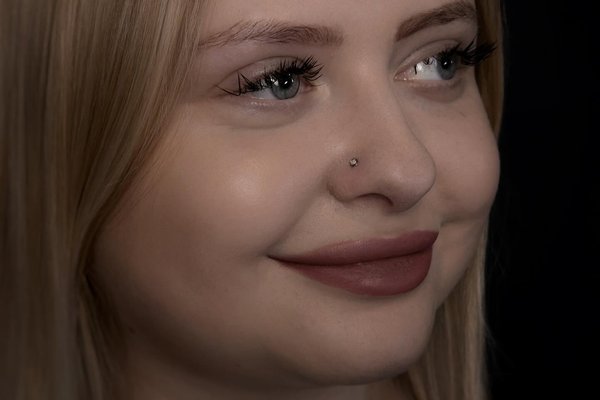 nose piercing pros and cons