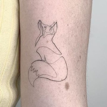 Fine Line tattoo