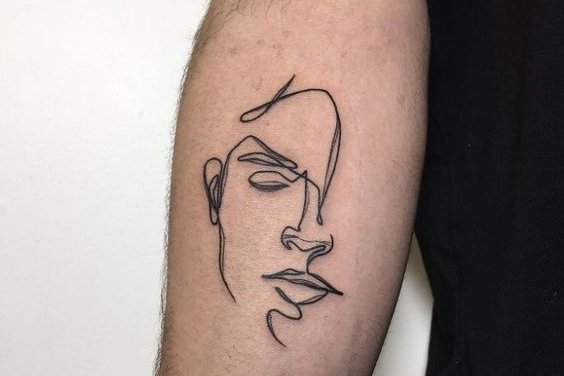 Fine Line tattoo