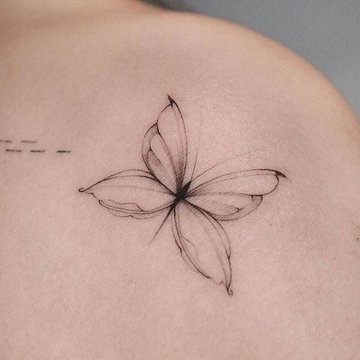 Fine Line tattoo