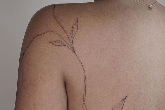 Fine Line tattoo