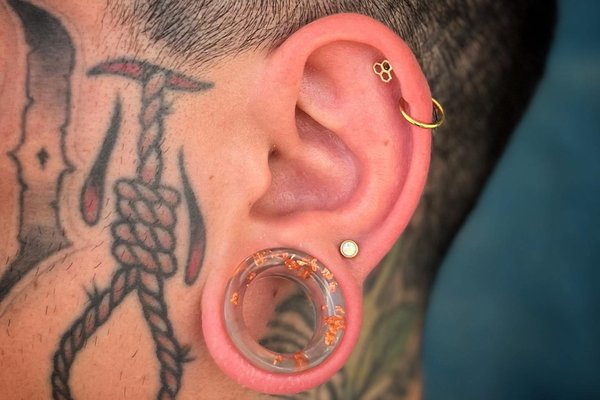 Ear tunnels