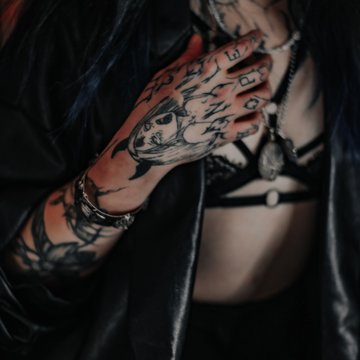 Tattoo studio selection