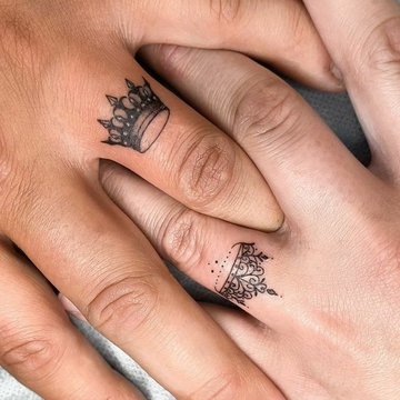 crown tattoo design