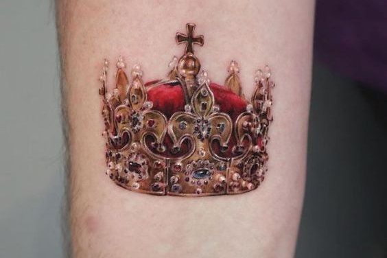 crown tattoo design