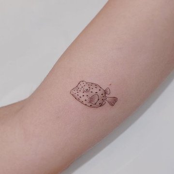Fine Line tattoo