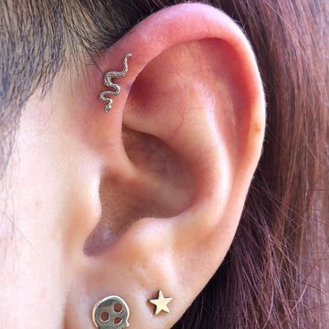 Forward Helix Piercing
