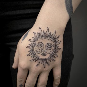 man hand tattoo design