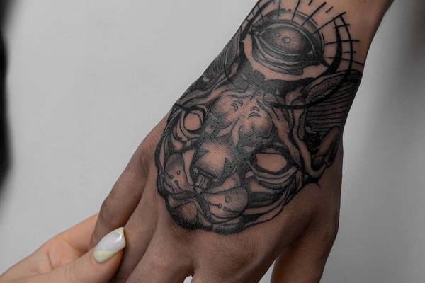 man hand tattoo design