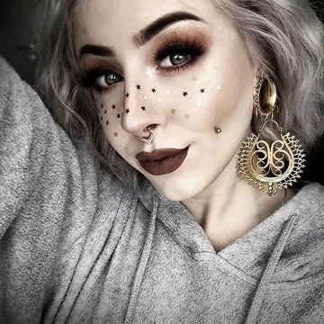 Fashion look: mixed metals on mutya cheek piercing