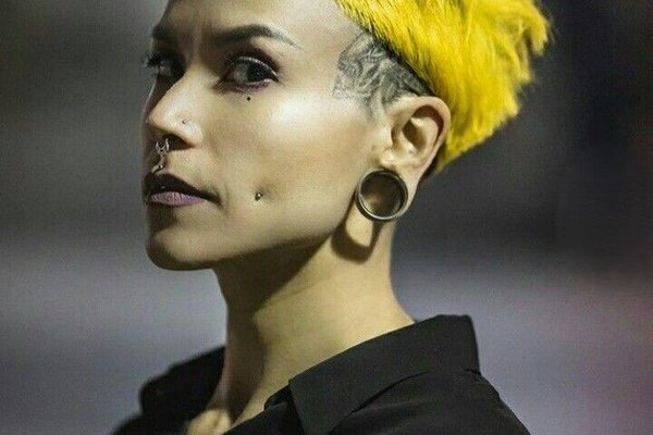 Cheek Piercing