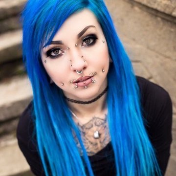 Cheek Piercing