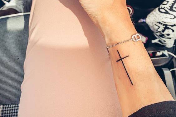 cross tattoo design