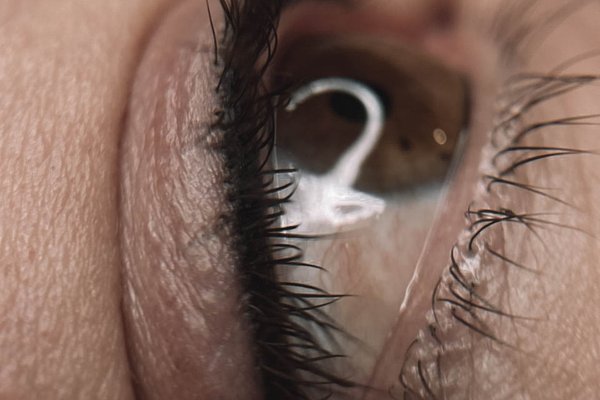Eyeliner permanent makeup