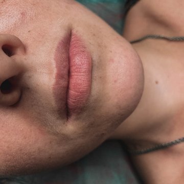 permanent lips tattoo benefits