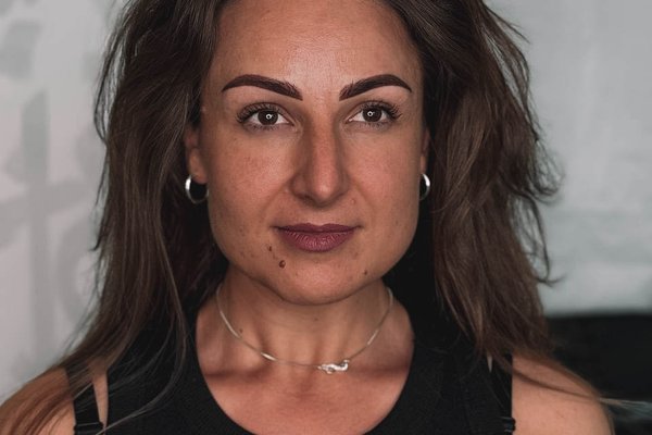 eyebrow feathering healing process