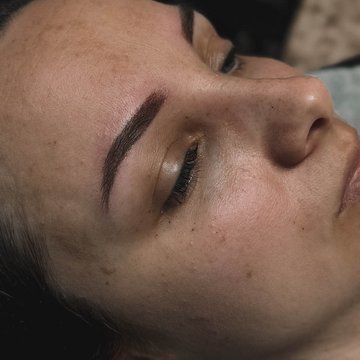 eyebrow feathering healing process