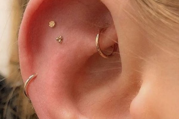 Flat Helix Piercing